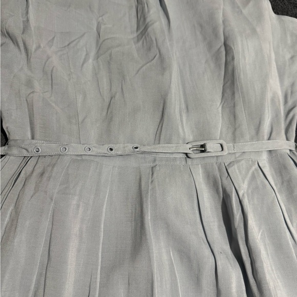 BCBGMaxAzria Light Gray Dress with Vibrant Hem.   🌹🩵 NEW WITHOUT TAG 🩵🌹 - Picture 8 of 9